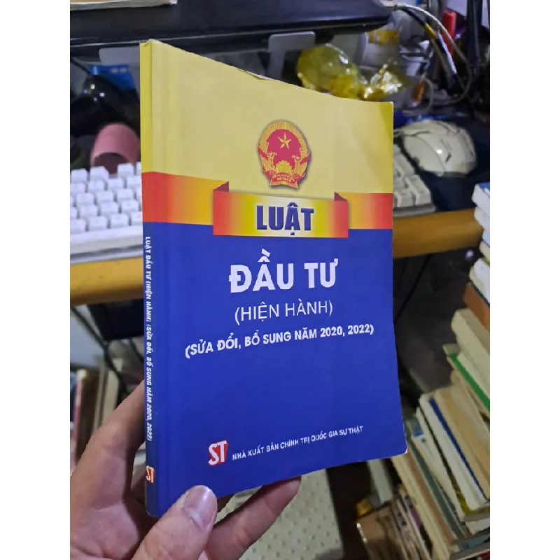 [Sách Cũ SCGR] Luật đầu tư sửa đổi bổ sung 2020 2022 mới 90% GIÁO TRÌNH, CHUYÊN MÔN HCM1709 680456