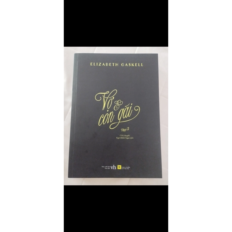 Vợ và con gái - Elizabeth Gaskell 495352