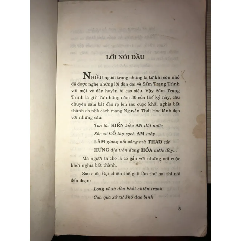 Giai thoại và sấm ký Trạng Trình  737053