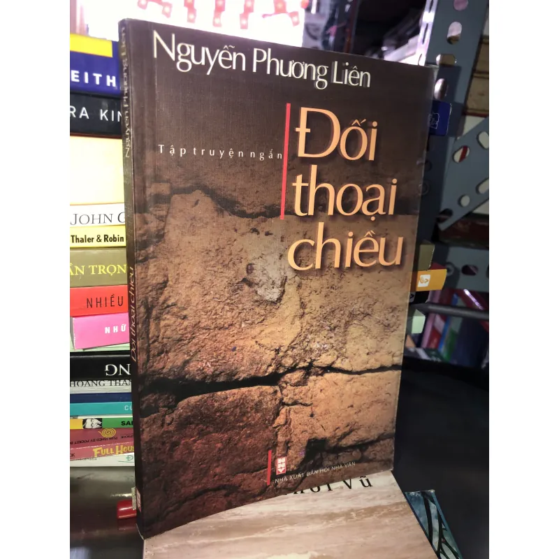 Đối thoại chiều - Nguyễn Phương Liên  1000131