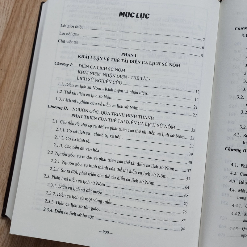 Diễn ca lịch sử nôm thể tài, văn bản và tác phẩm | Hoàng Thị Ngọ 504588