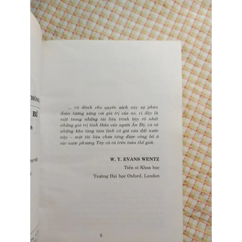 ẤN ĐỘ HUYỀN BÍ -  (HỒI KÝ CỦA MỘT VỊ CHÂN SƯ ẤN ĐỘ) 750710