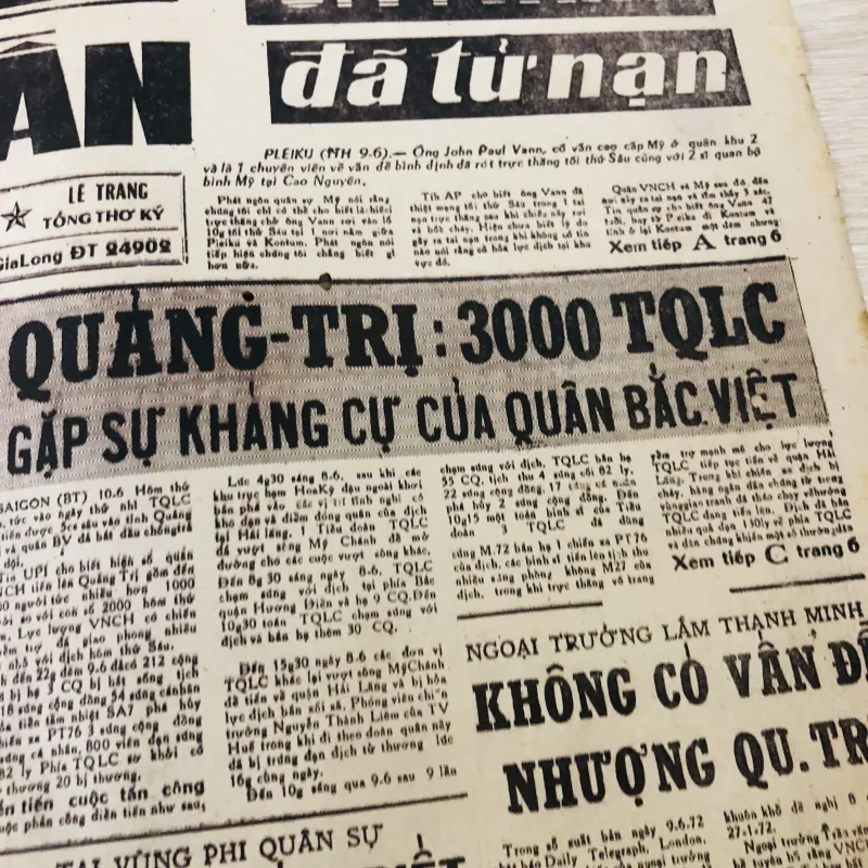 Tờ báo Bút thần số 66 chủ Nhật 1/6/1972 như hình chụp + video 799089