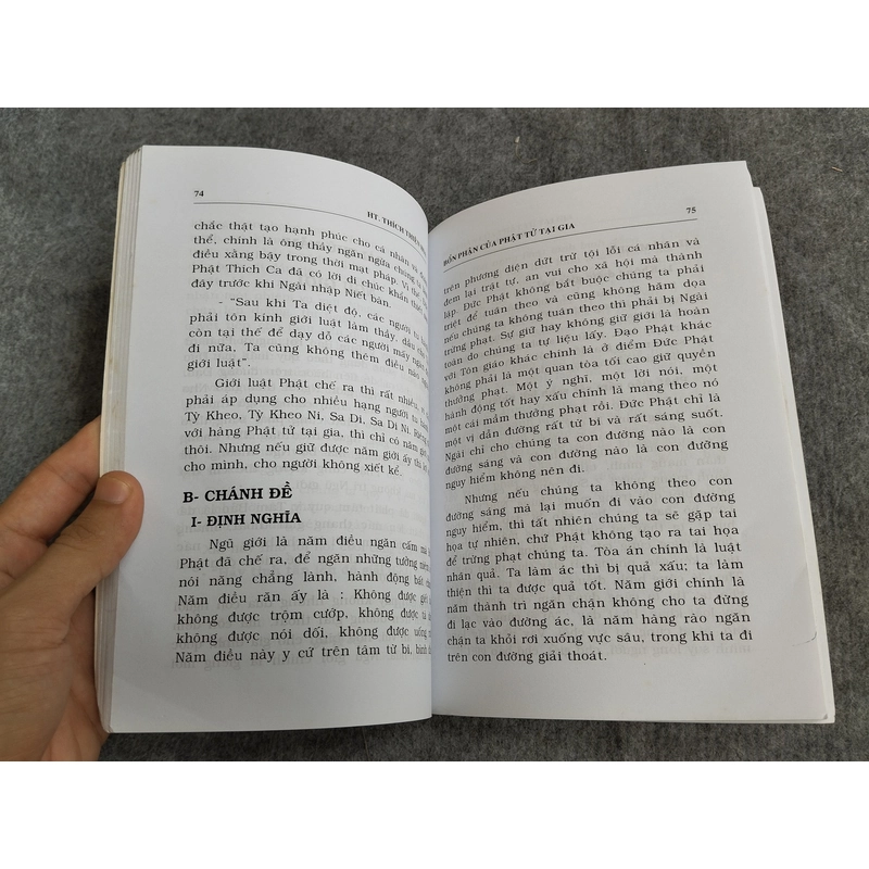 BỔN PHẬN NGƯỜI PHẬT TỬ TẠI GIA 549102