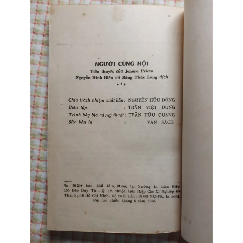 NGƯỜI CÙNG HỘI - JENARO PRIETO • Sách Bao Cấp 753161