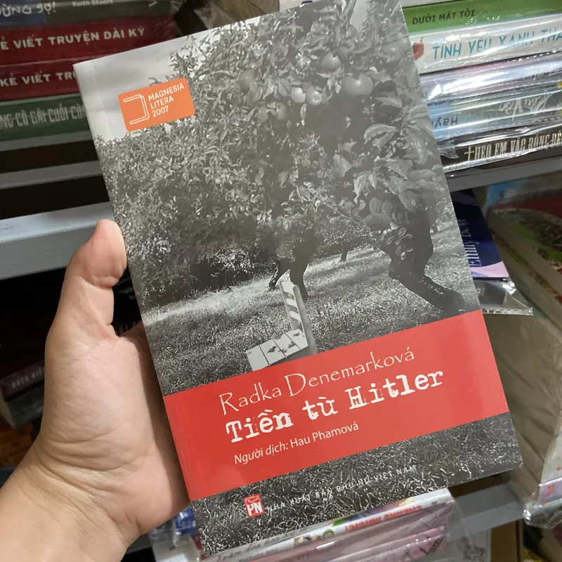 Tiền từ Hitler - Radka Denemarkova 969980