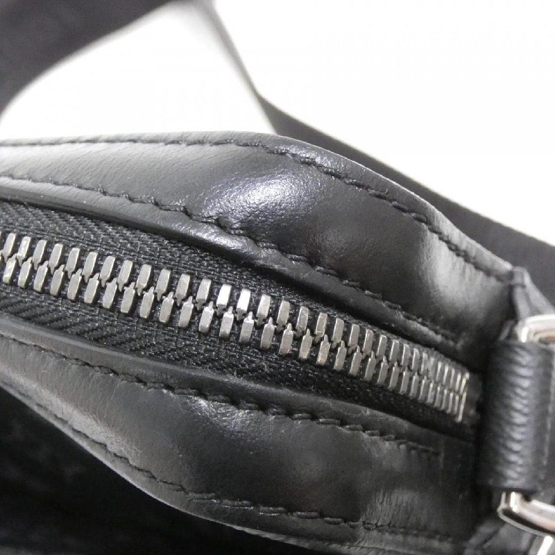 Túi đeo chéo Louis Vuitton Monogram Eclipse Reverse Trio M69443 613205