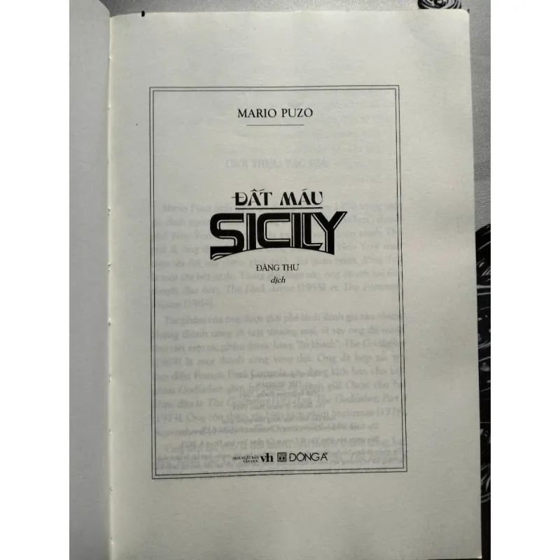 Tiểu thuyết "Đất máu Sicily", Mario Fuzo 590462