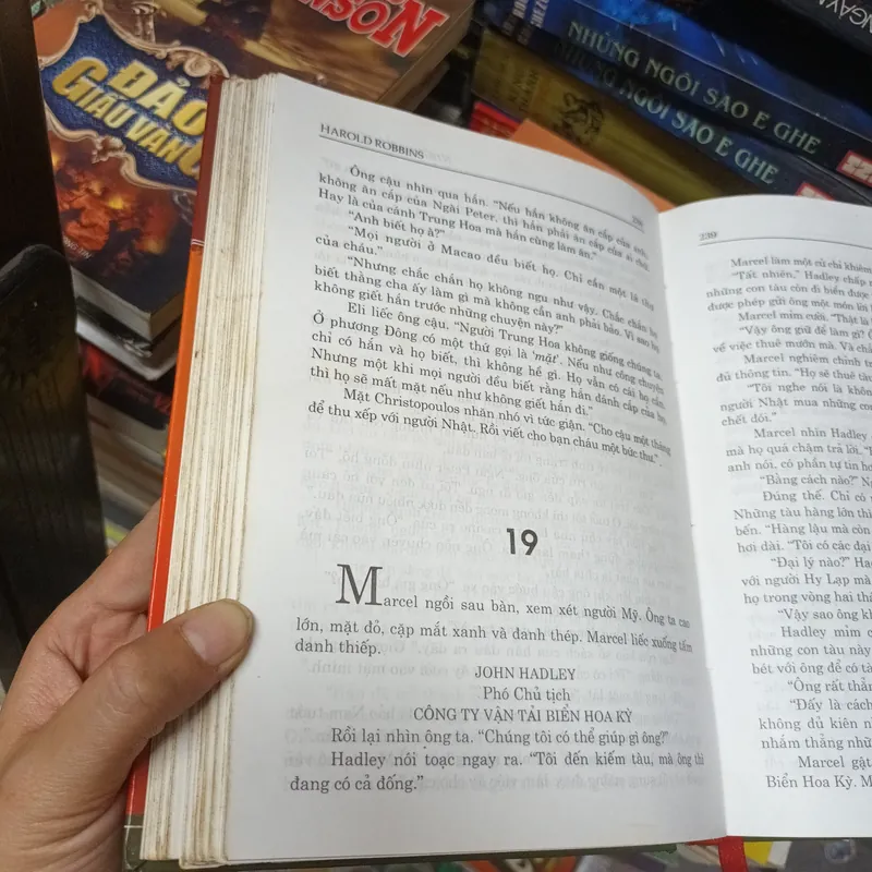 Những Kẻ Phiêu Lưu - Harold Robbin 702798