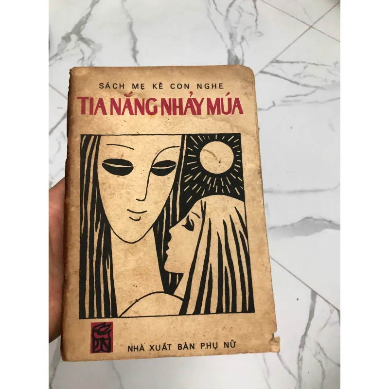 Tia nắng nhảy múa – (Sách Mẹ kể con nghe) 600290