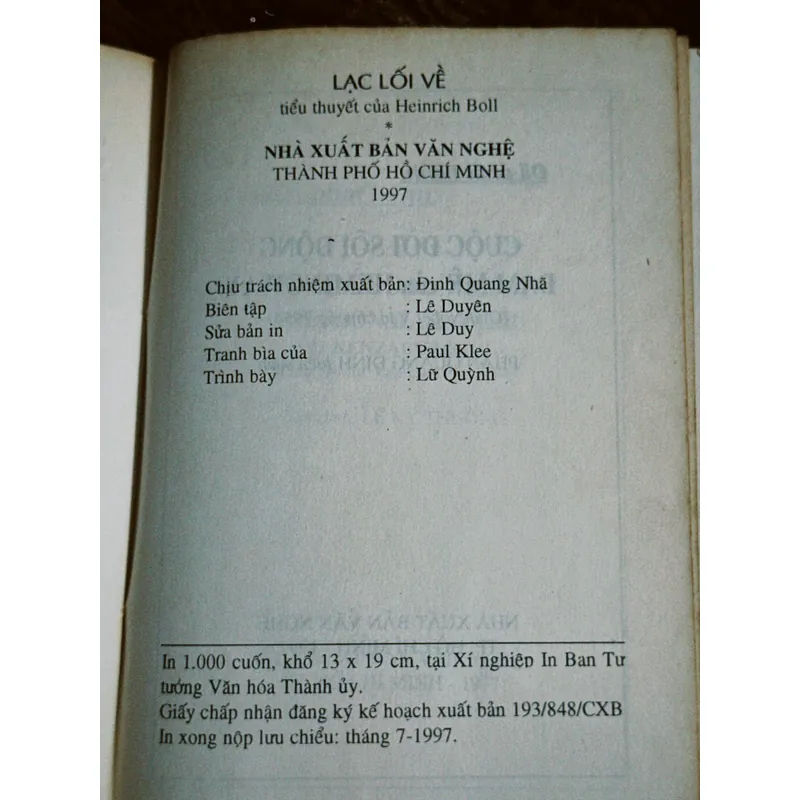 Lạc lối về 698386