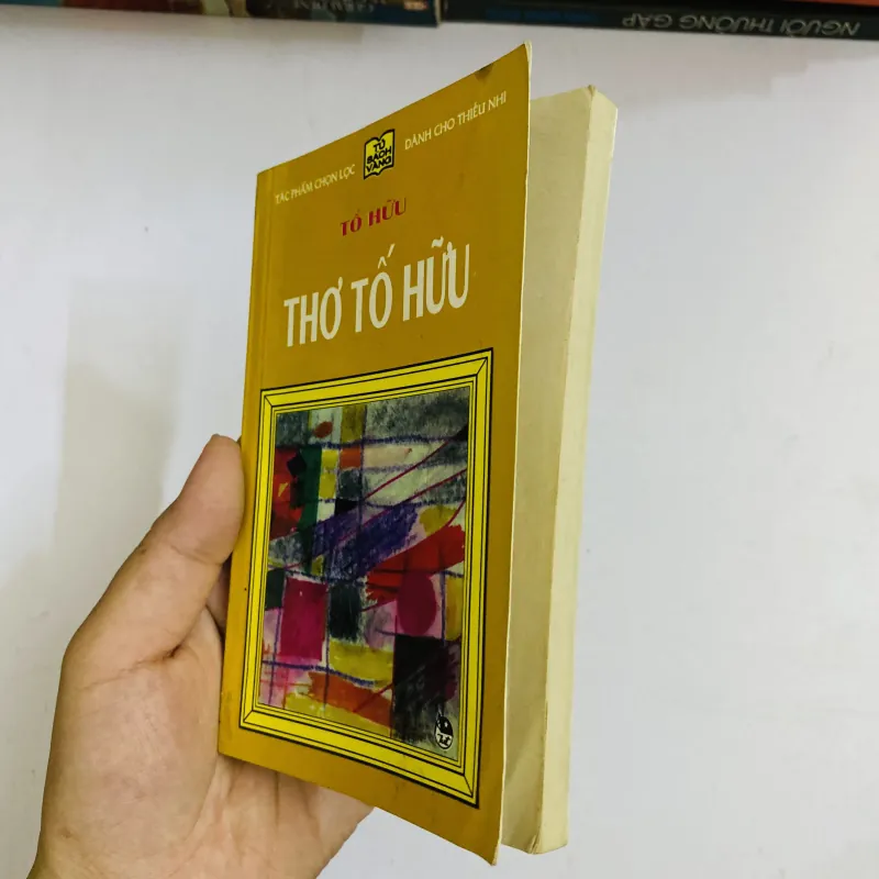 Thơ Tố Hữu -( tủ sách vàng)  1044885