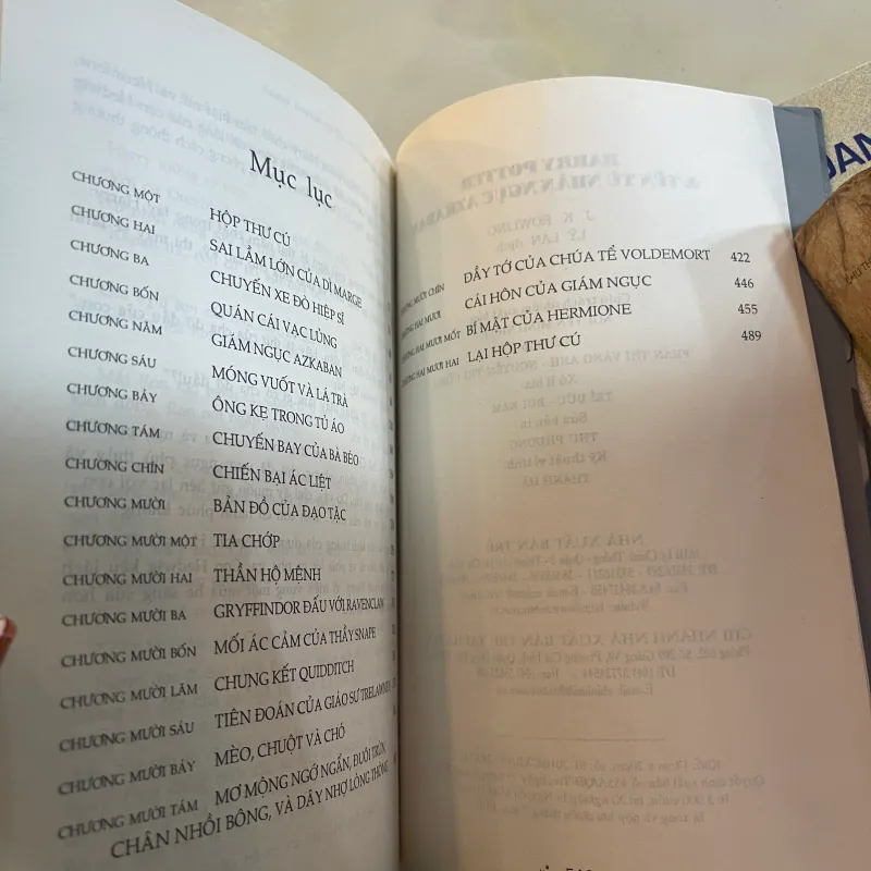 HARRY POTTER VÀ TÊN TÙ NHÂN NGỤC AZKABAN - J.K. ROWLING  1004955