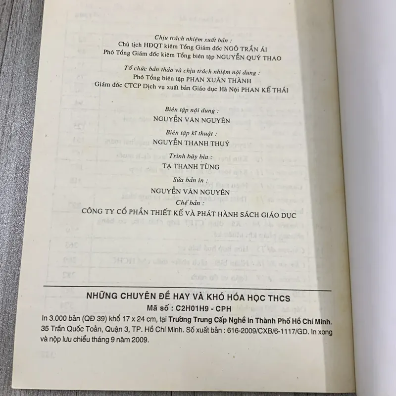 Những chuyên đề hay và khó hoá học trung học cơ sở. 3b5 717368