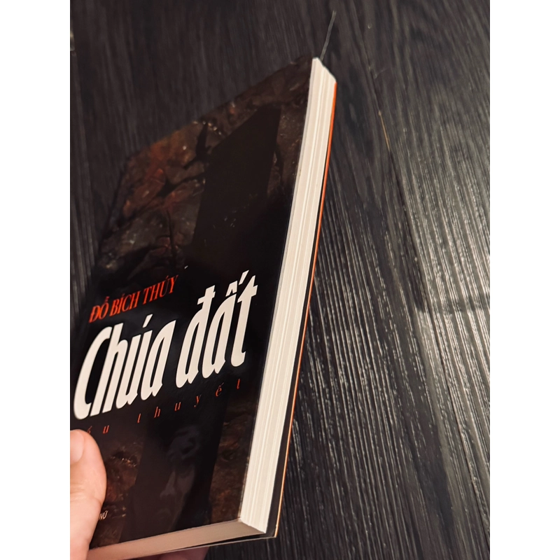 Chúa đất - Đỗ Bích Thuý 479093