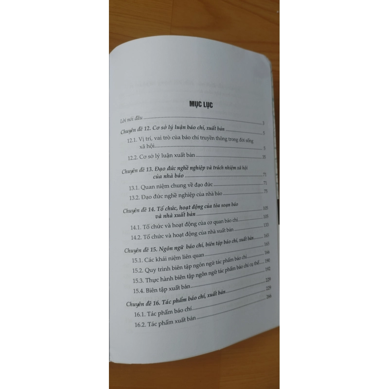 BIÊN TẬP VIÊN, PHÓNG VIÊN HẠNG 3 497045