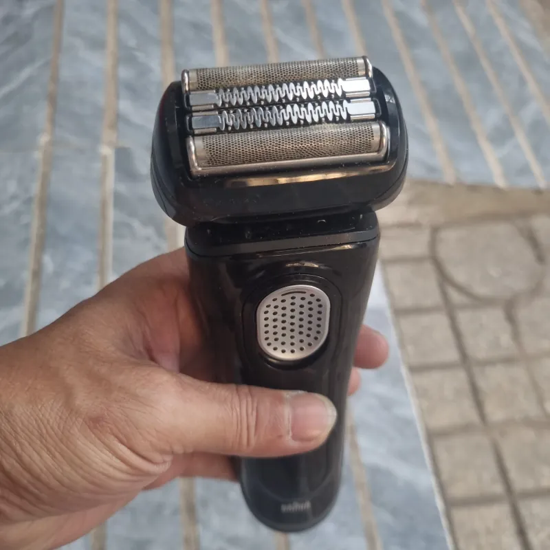 Máy cạo râu Braun sirees 9 791058