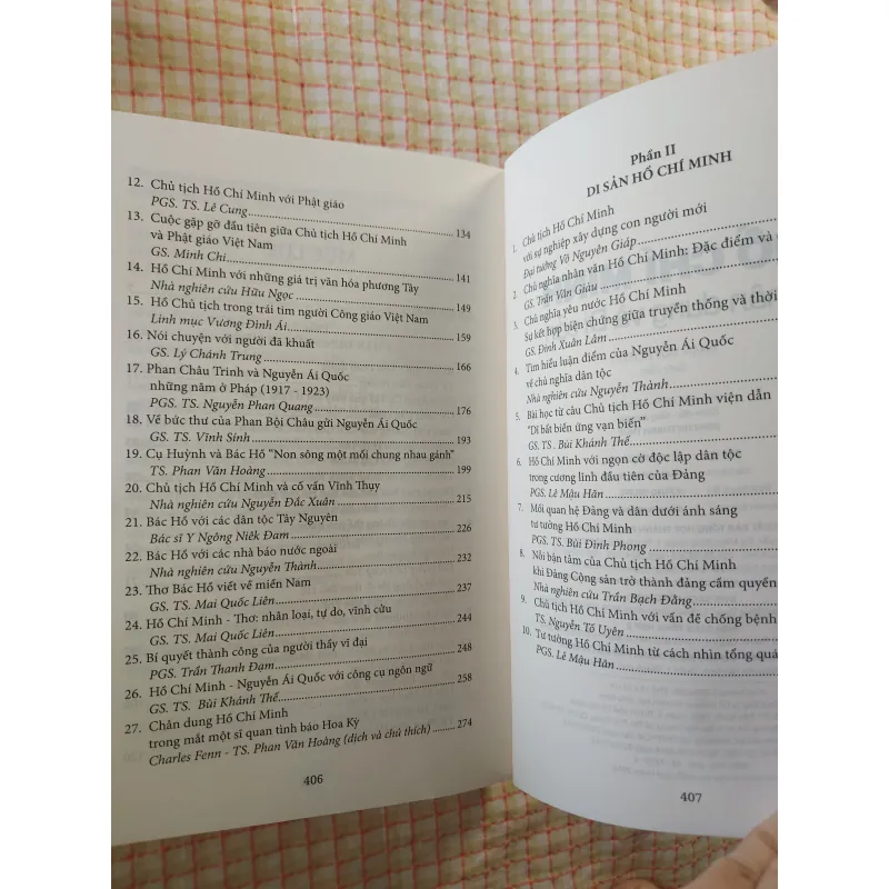 HỒ CHÍ MINH - CHÂN DUNG VÀ DI SẢN • Sách Nhà Nước Đặt Hàng (không có giá bìa) 751377