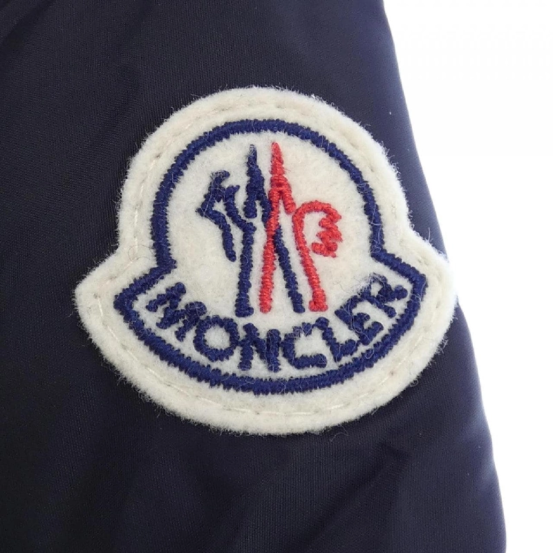 Áo khoác lông vũ MONCLER 638956