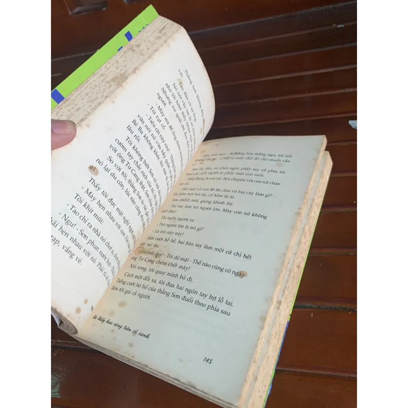 Tôi thấy hoa vàng trên cỏ xanh 1045100