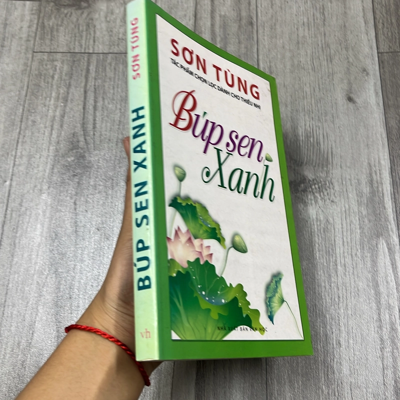 Búp sen xanh. 2a1 542930
