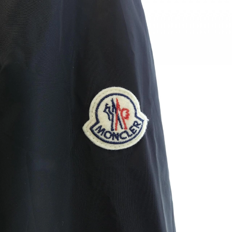 Áo khoác MONCLER LOTY - Hàng hiệu Authentic 821240