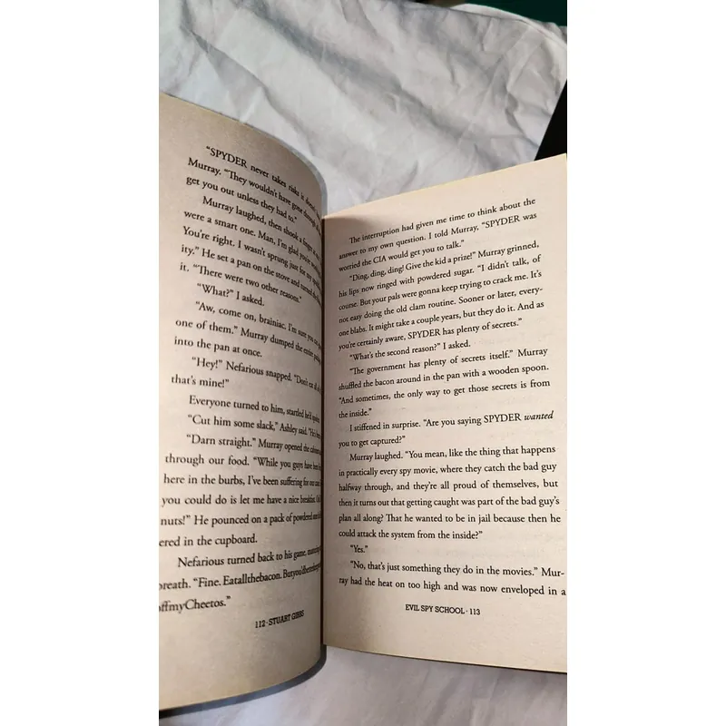 Tặng kèm khi quý khách mua 1 sản phẩm bất kỳ của shop: Evil Spy School  732577