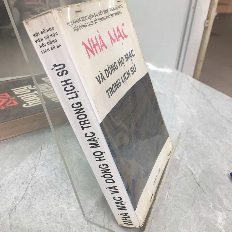 NHÀ MẠC VÀ DÒNG HỌ MẠC TRONG LỊCH SỬ 493963