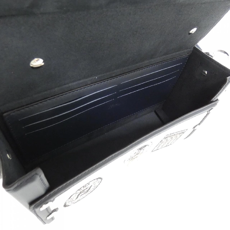 【Sản phẩm mới】Túi Fendi Baguette Soft Trunk 7VA565 AUGW 616805