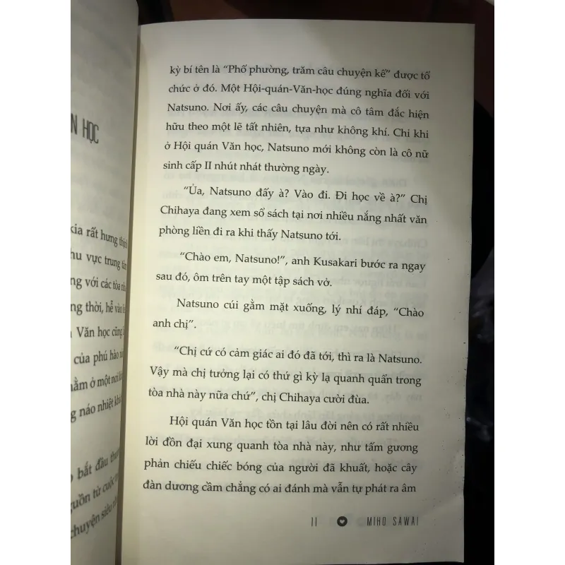 Bút đỏ- Miho Sawai 1021784