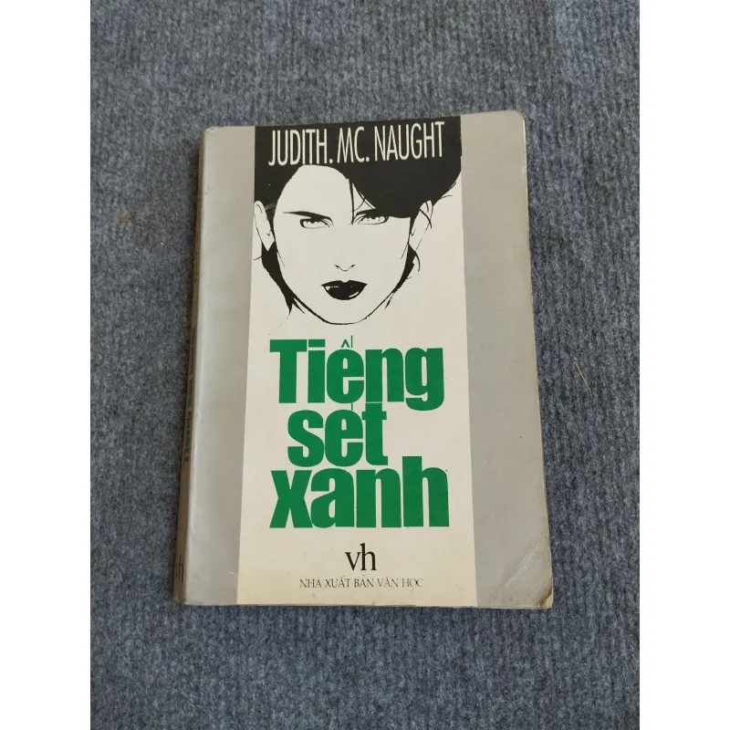 TIẾNG SÉT XANH - JUDITH.MC.NAUGHT 574287