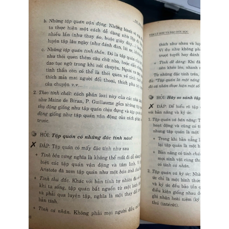 Hỏi đáp triết học: tâm lý học và đạo đức học 932480