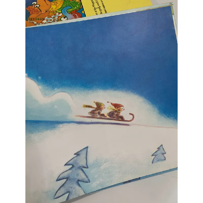 Snow Wonder We're Friends! – Molly Wigand & Mike Esberg 561182