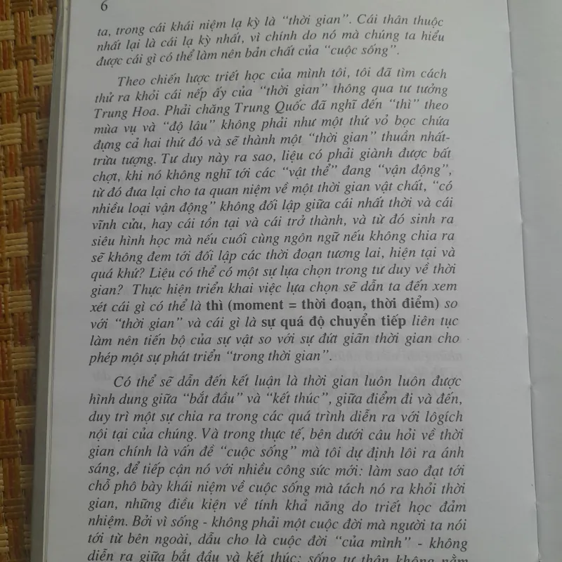 BÀN VỀ CHỮ THỜI 756844