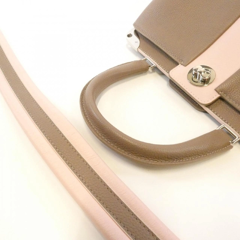 Túi Louis Vuitton Astrid M54374 617116