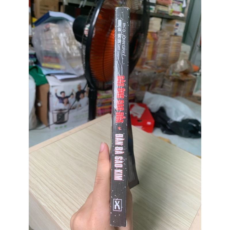 Sách Bàn về tiếp thị tác gỉa Kotler 521892