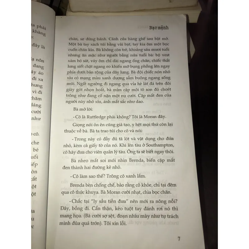 Bạc mệnh - Benjamin Black 1020225