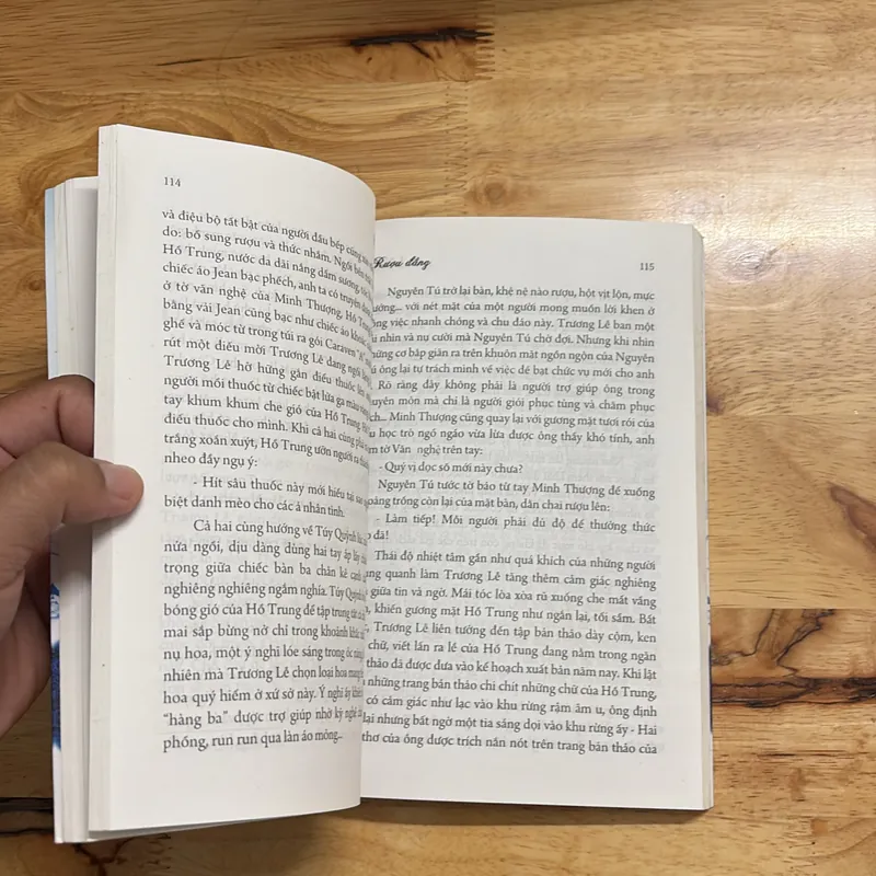 II Tập Truyện Ngắn Chọn Lọc: Bồng Bềnh Thiên Sứ - Bích Ngân - 2012 689840