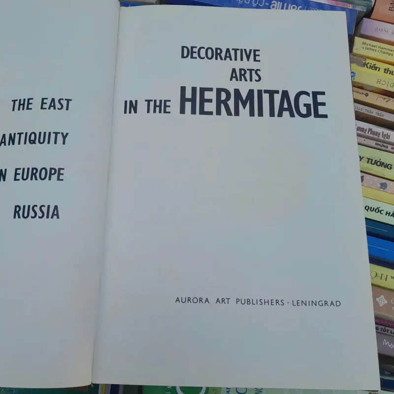 DECORATIVE IN THE HARMITAGE - NINA BIRIUKOVA 596453