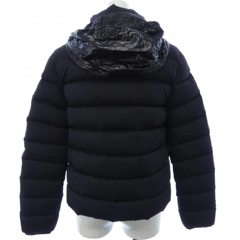 Áo khoác lông vũ MONCLER 636778