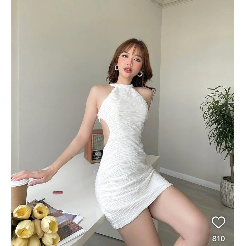 Đầm ôm cổ yếm - New 90% 507013