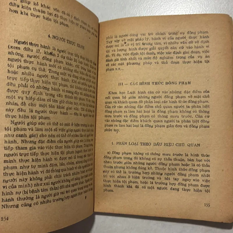 Luật hình Việt Nam - 1984s 799863