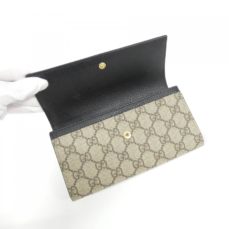 Ví GG MARMONT 456116 17WAG của Gucci 621406