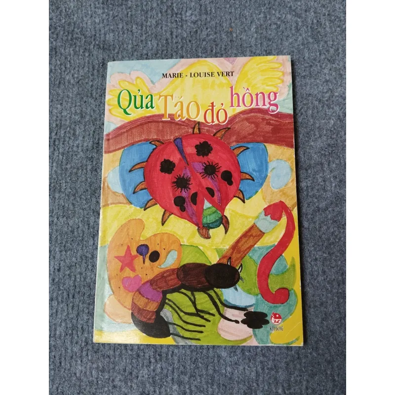 QUẢ TÁO ĐỎ HỒNG 720723