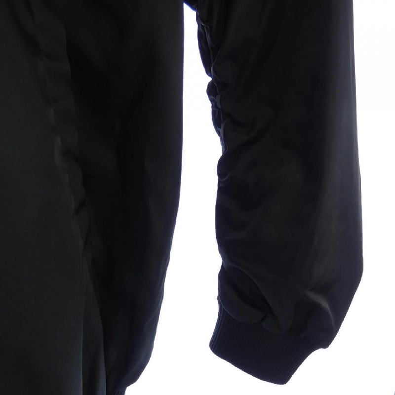 【Khuyến mãi】Áo khoác Moncler MONCLER 637438