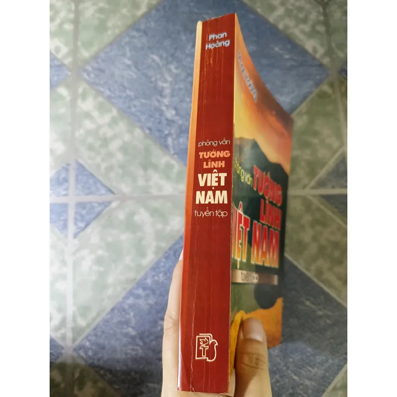 Phỏng vấn tướng lĩnh Việt Nam tuyển tập - Phan Hoàng 782639