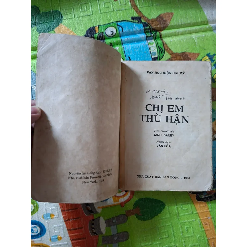 Chị Em Thù Hận 1046081