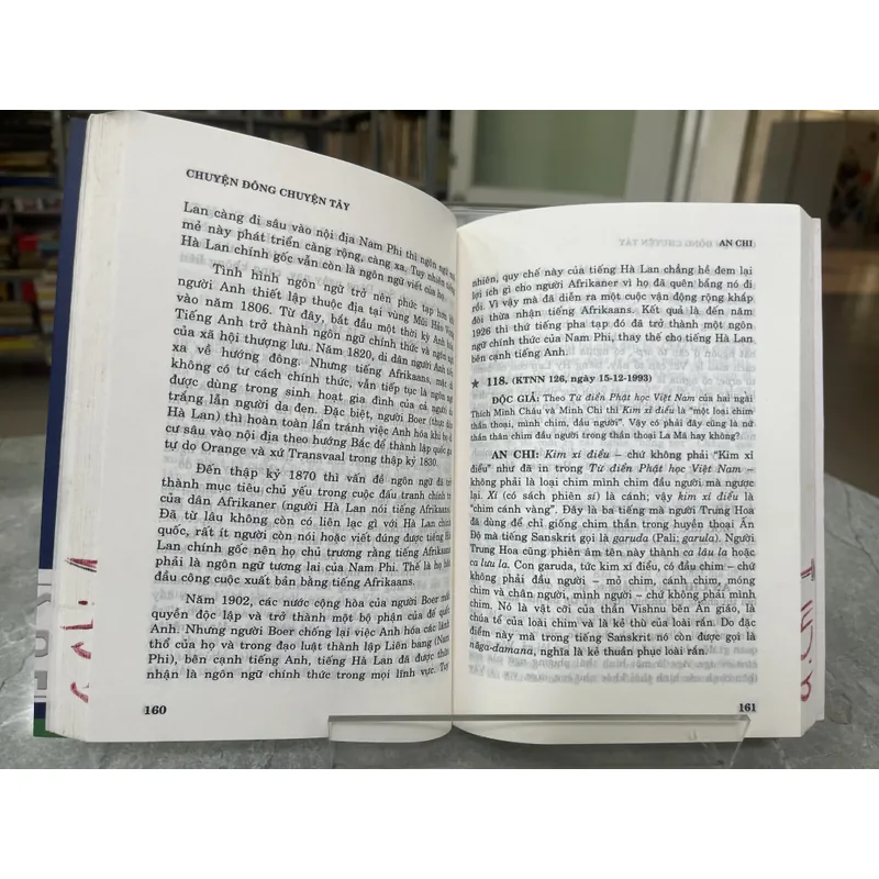 CHUYỆN ĐÔNG CHUYỆN TÂY- AN CHI 695495