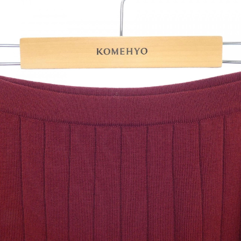 Chân váy SALVATORE FERRAGAMO - Hàng hiệu Authentic 825121