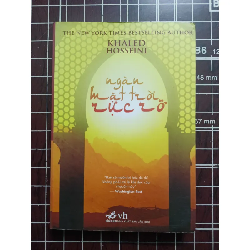 Ngàn mặt trời rực rỡ - Khaled Hoseini 754617